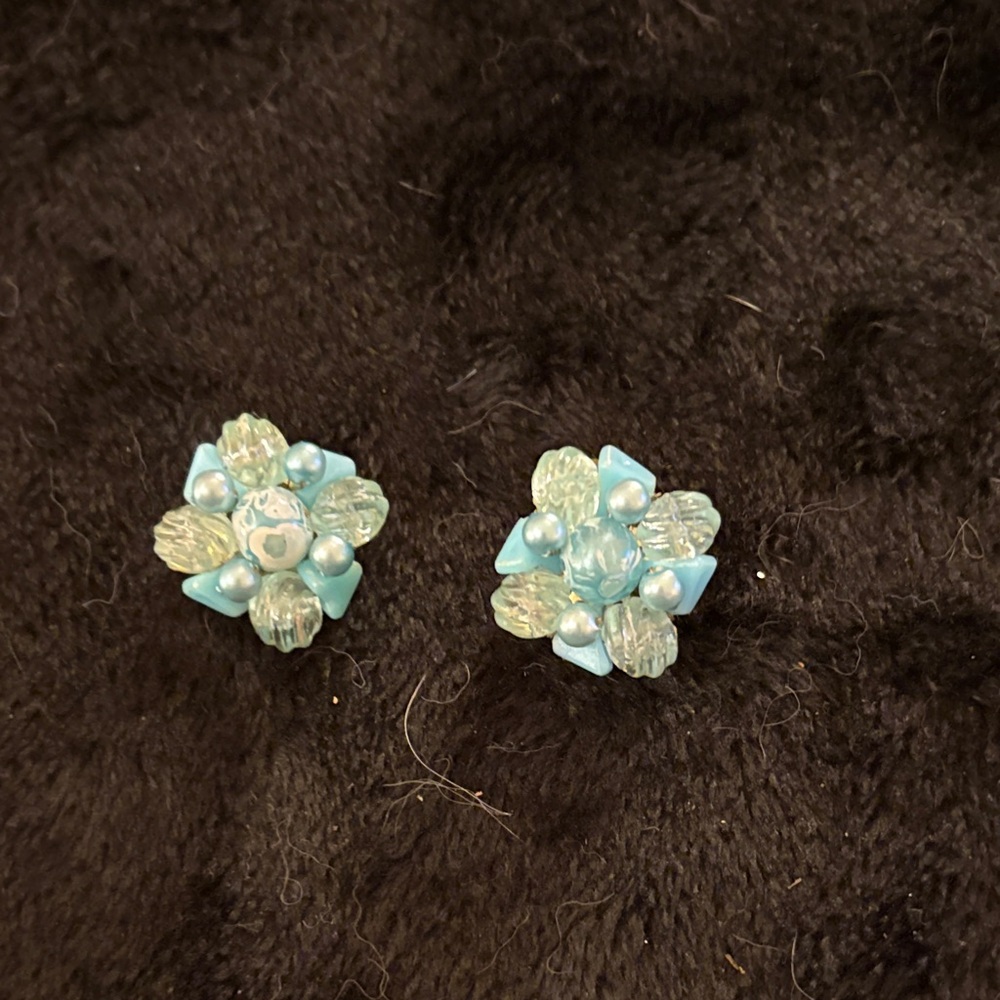 Elegant Blue Cluster Earrings